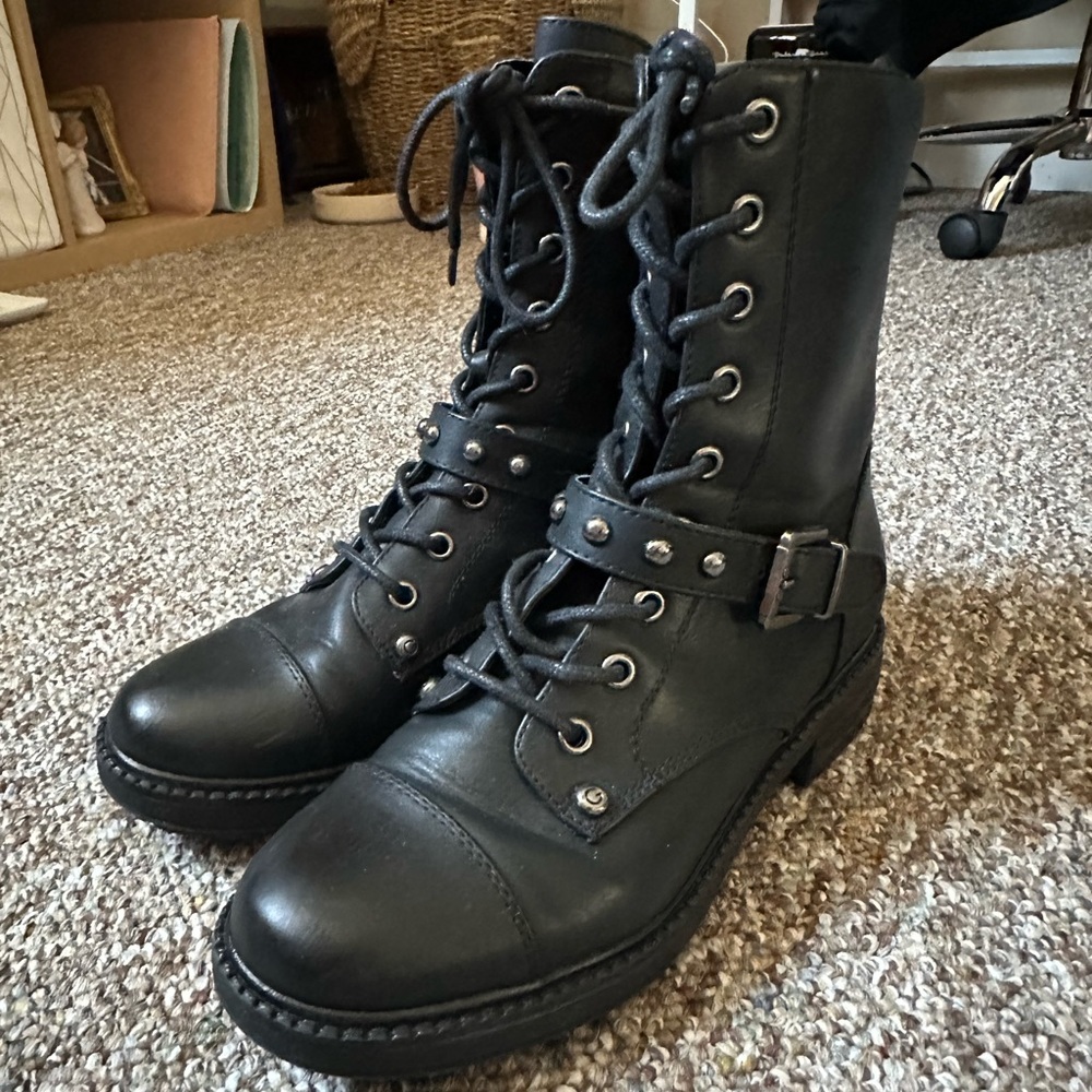 🚫 sold 🚫 GBG BOOTS